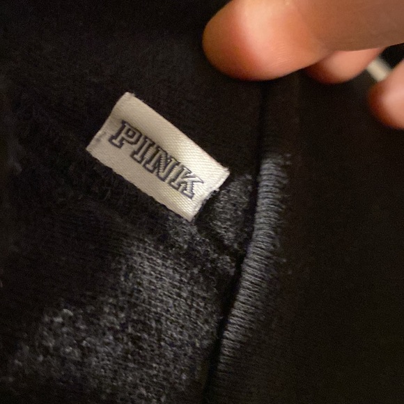 PINK VITORIA’S SECRET HOODED SWEATSHIRT SIZE S/P - Picture 4 of 9